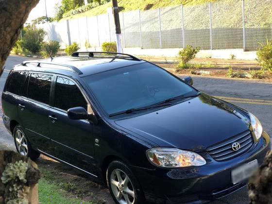 TOYOTA FIELDER 1.8 16V GASOLINA 4P AUTOMÁTICO TOYOTA FIELDER 1.8 16V GASOLINA 4P AUTOMÁTICO